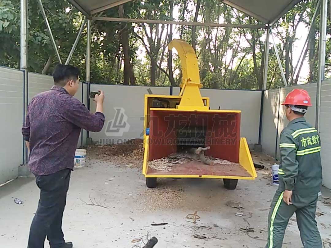 深（shēn）圳園林樹枝粉（fěn）碎機（jī）